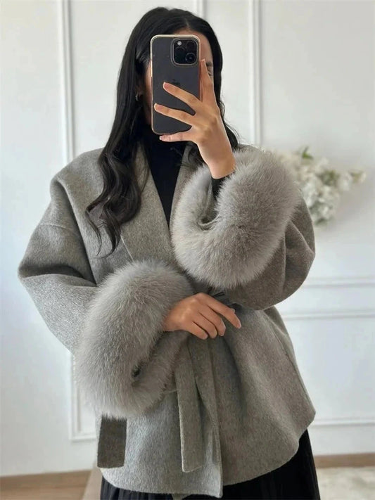 Double-sided wool overcoat with a regular fit, suitable for office wear and evening outings.