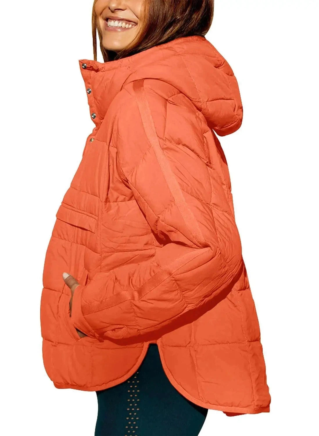 Cozy oversized puffer jacket with a hood, designed for casual layering and comfort. Made from lightweight polyester and spand