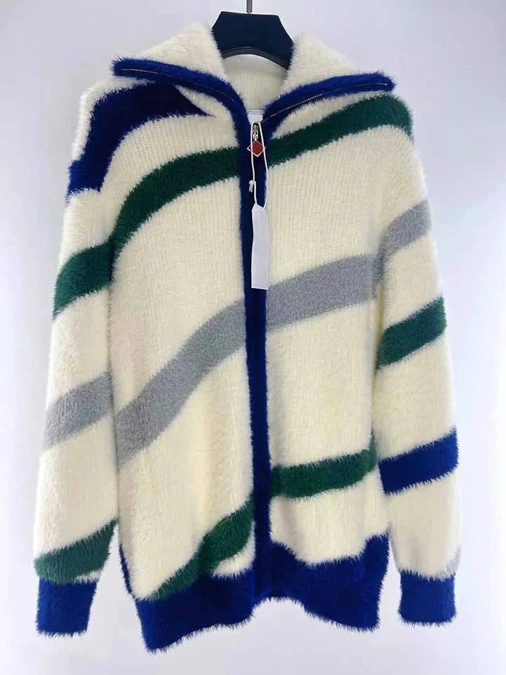 Patterned oversized zipper jacket made from soft cotton, ideal for casual outings and layering in autumn and winter.