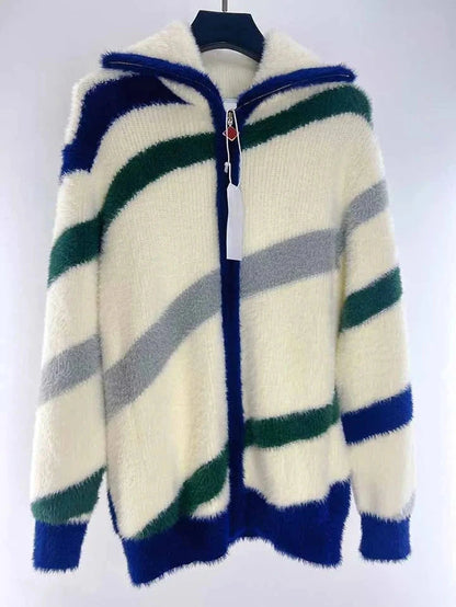 Patterned oversized zipper jacket made from soft cotton, ideal for casual outings and layering in autumn and winter.