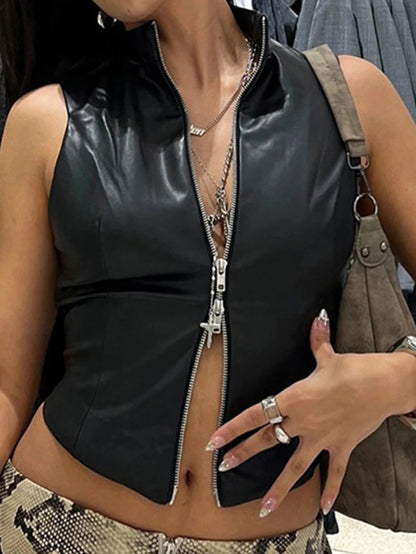 Chic black zippered crop top in PU leather with medium stretch and regular length, perfect for summer outings.