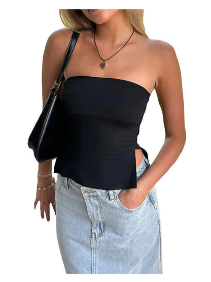 Classic black off-shoulder bandeau top made from a cotton and polyester blend with high elasticity.