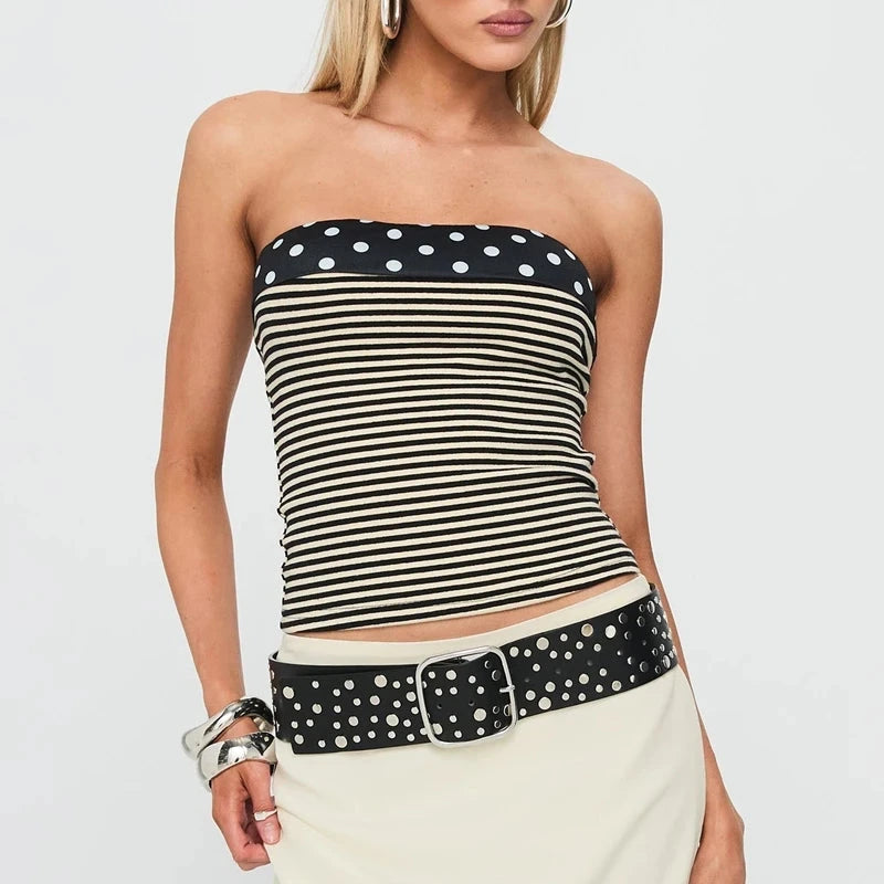 Strapless dots and stripes bandeau top in lightweight polyester with a slim fit and playful polka dot and striped print.