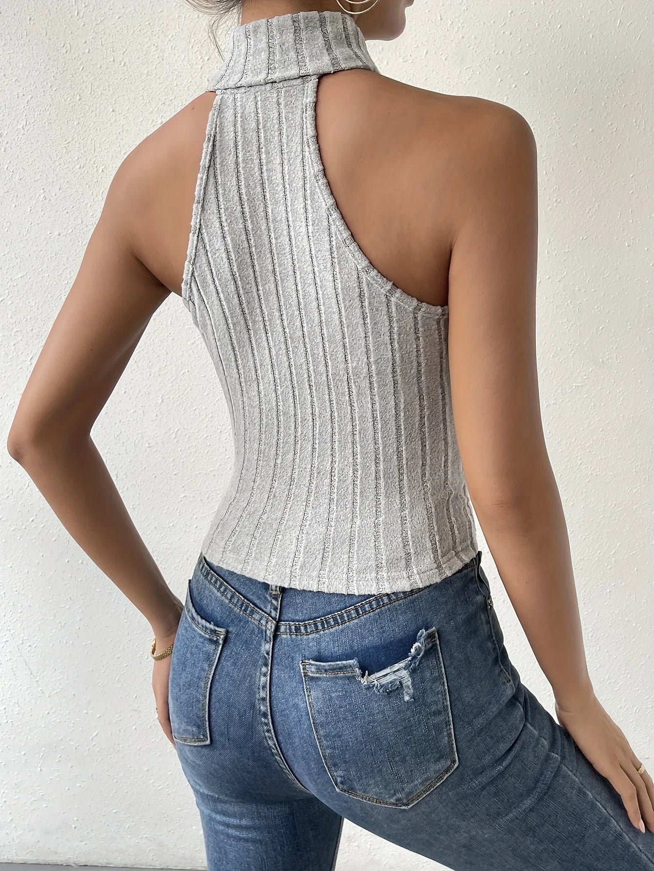 Women Half Turtleneck Sleeveless Slim Knitted T-Shirt Vest Sexy Summer Fashion Casual Solid Color Crop Top Trend 2024