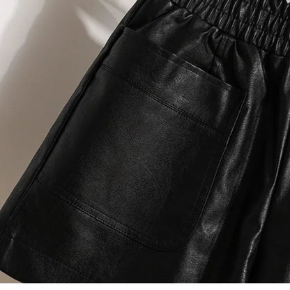 Spring And Winter New Women's Spliced Pocket Fashion Solid Color Leather Shorts