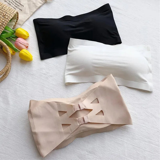 Seamless Strapless Bandeau Bra With Removable Pads